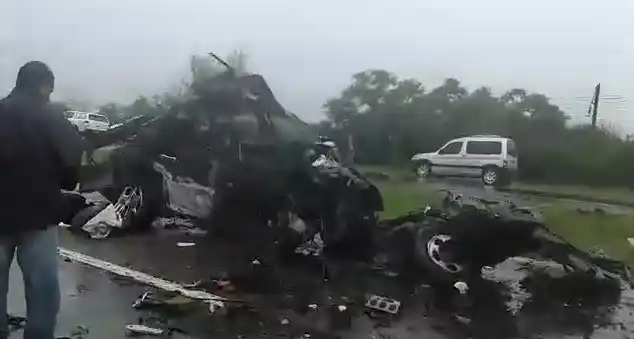 Impactantes imágenes del accidente en la Ruta 12