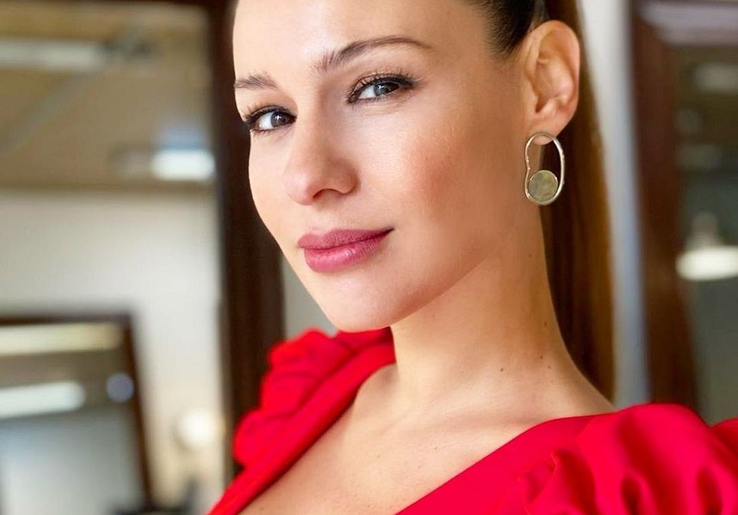 Pampita reveló los motivos por los cuales no habla públicamente de su hija Blanca