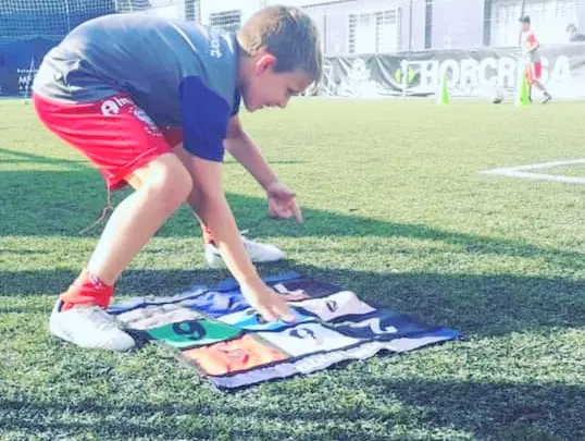 Clínica de fútbol para infantiles