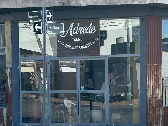 La casa Adrede realizará una gran feria por mudanza, con venta total a precios rebajados