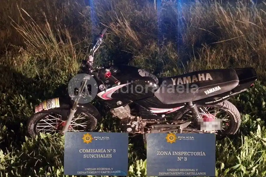 Un joven de 20 años salió afuera de  su casa y se encontró con una sorpresa: no estaba más su moto