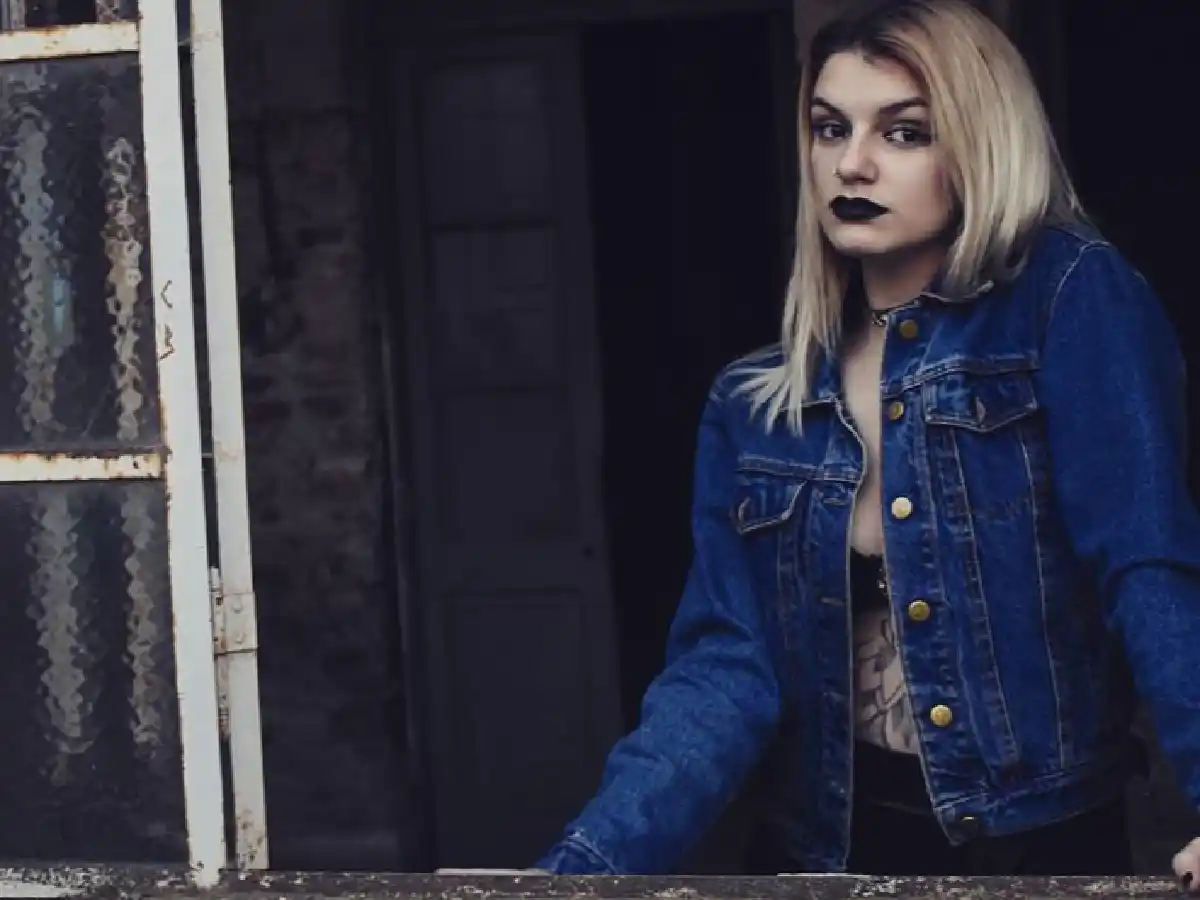 La historia de Camila, golpeada y violada, vivía presa como animal de su novio