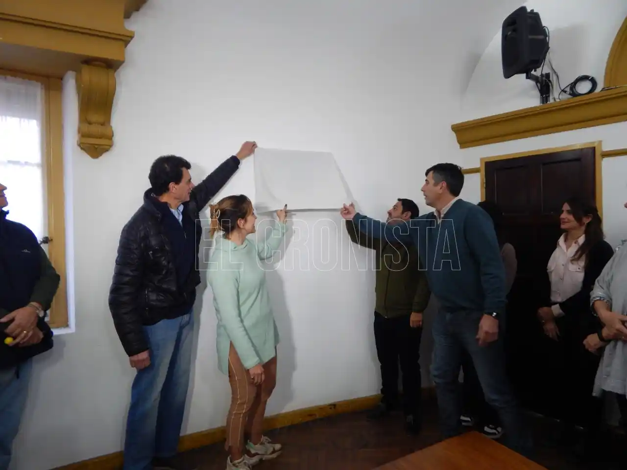 Se descubrió placa donada por Ex Combatientes de Malvinas por muestras de reconocimiento y gratitud