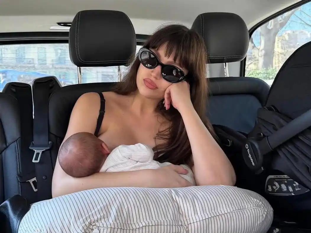 Dante Darín Corberó junto a su mamá