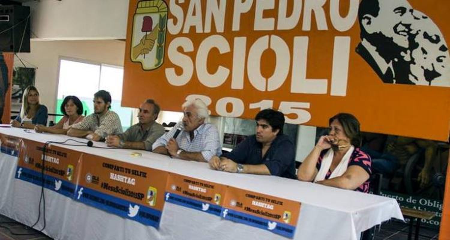 Pángaro fue elegido único precandidato de la Mesa Scioli 2015