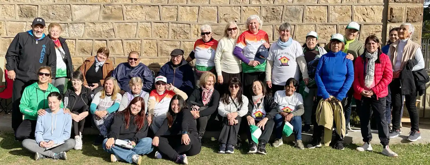 Adultos mayores participaron de una jornada de juegos alternativos