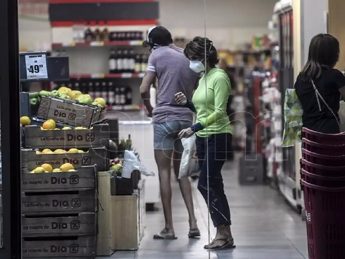 Supermercadistas aseguran estar comprometidos a continuar con "Precios Máximos"
