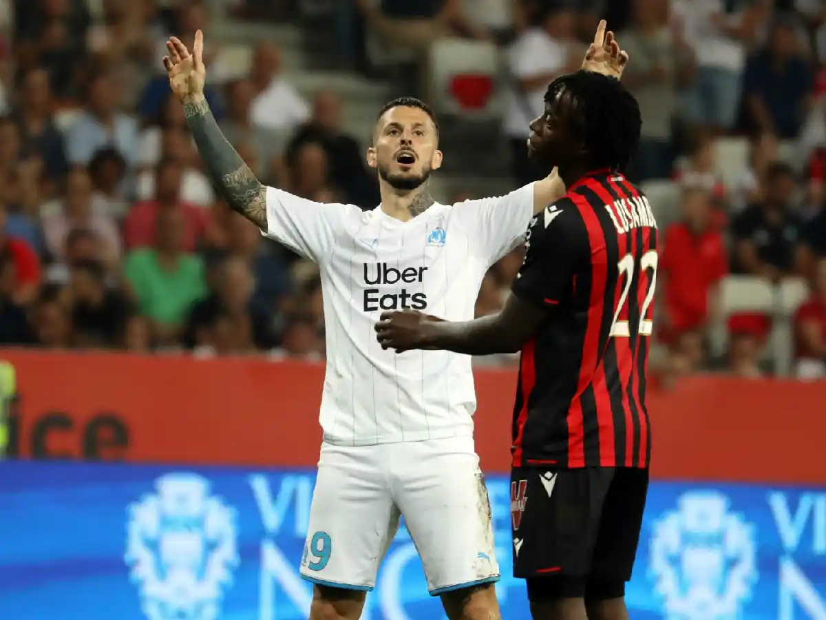 Benedetto marcó su primer gol en Francia 