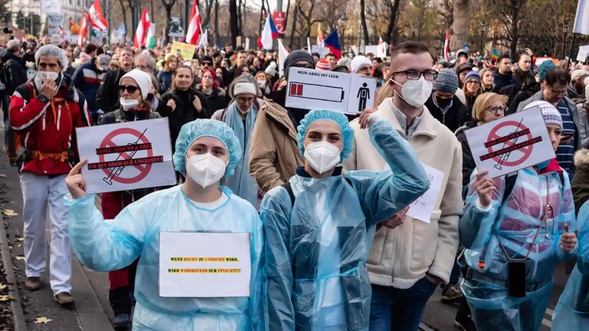 Una ciudad de Austria contratará a residentes para multar a los que no se vacunen