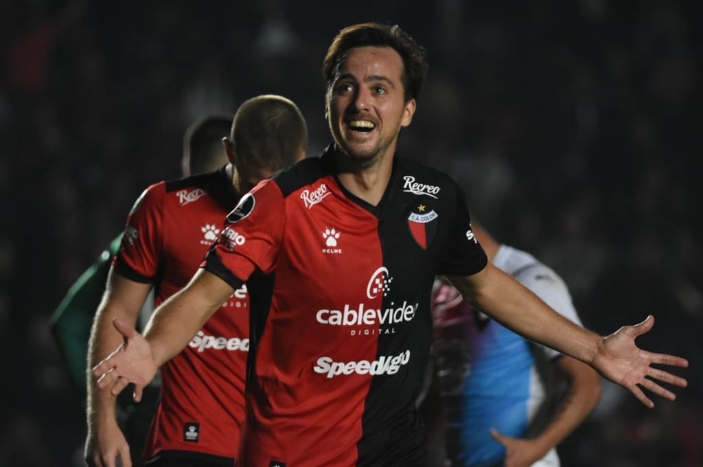 2 – 1 en la previa de su aniversario: Colón le ganó a Cerro Porteño y es puntero