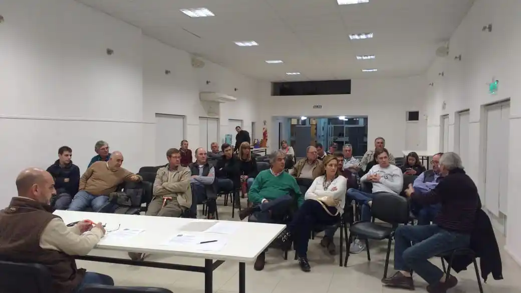 La familia rural entrerriana sigue en una situación angustiante, por la imposibilidad de producir de miles de productores