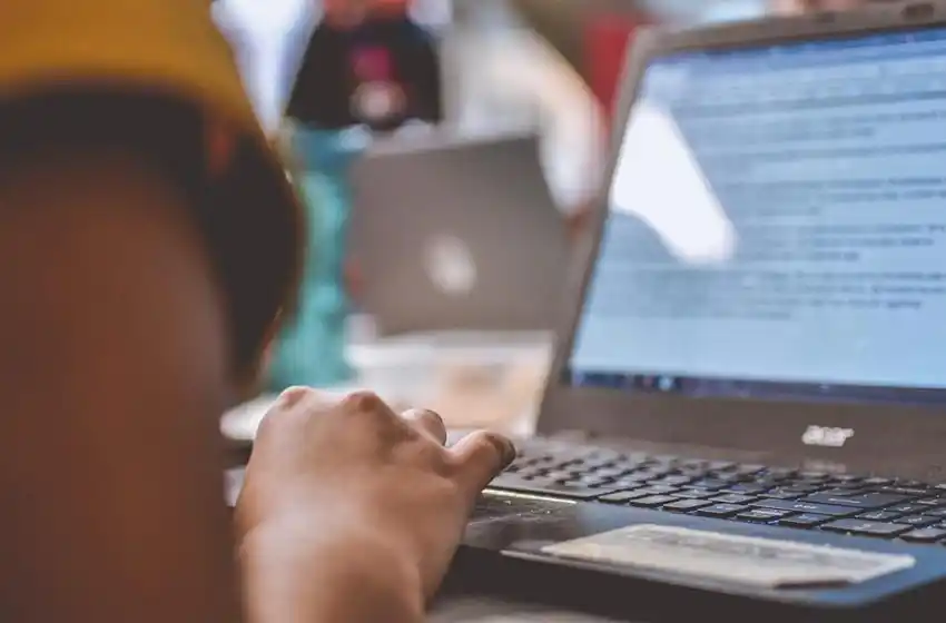 Marcha atrás: confirmaron el dictado virtual de clases durante la próxima semana