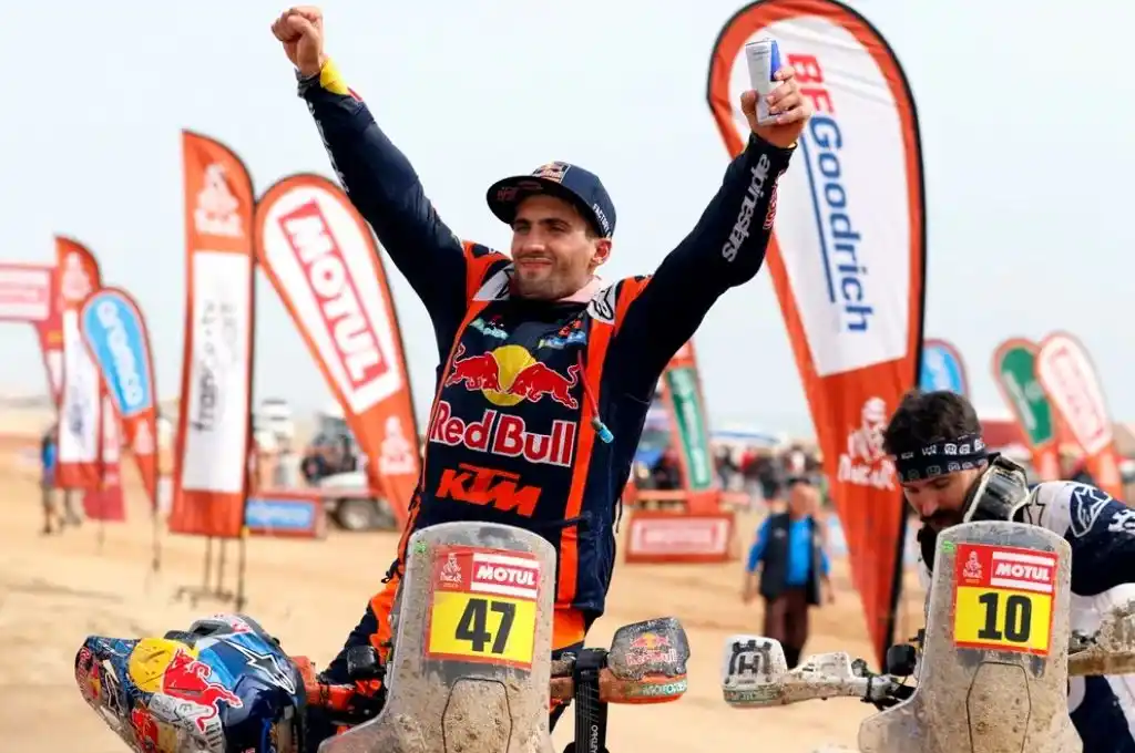 El argentino Kevin Benavides se consagró campeón en motos del Rally Dakar 2023