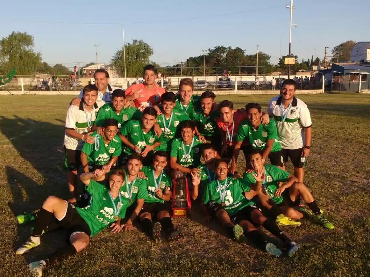 Sportivo tricampeón en reserva