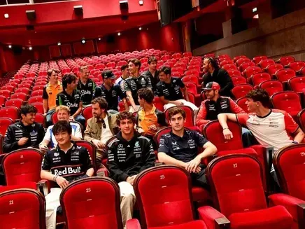 Franco Colapinto participó del preestreno de la película oficial de la Fórmula 1 en Mónaco