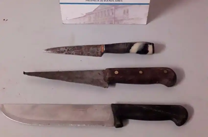 Detienen a un hombre que había amenazado con un cuchillo a su pareja