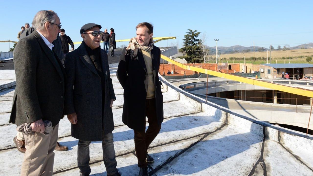 El Intendente visitó la obra del nuevo "Paseo de la Rotonda"