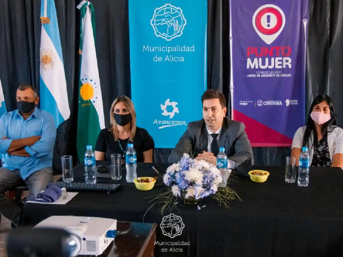 Alicia, uno de los seis nuevos Punto Mujer de San Justo              