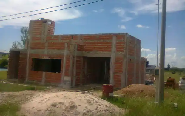 Un joven falleció tras recibir una descarga eléctrica en una obra