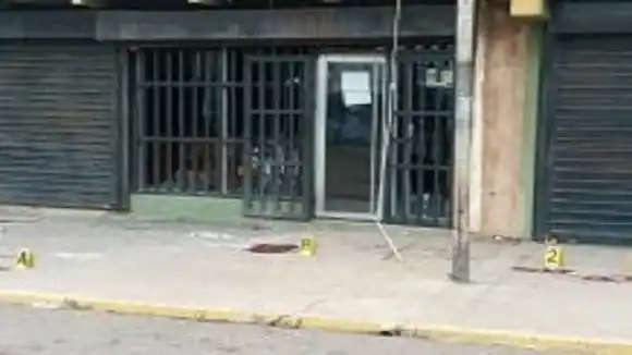 DELINCUENTES DESATADOS: Incendio y ataque con granada causan conmoción en La Cañada