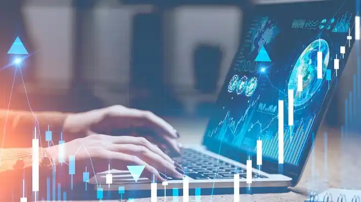 MADURO Y SUS FANTASÍAS: digitalizar la economía es «inviable», aseguran economistas