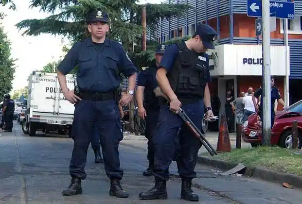 Protesta y movilización policial en la Provincia
