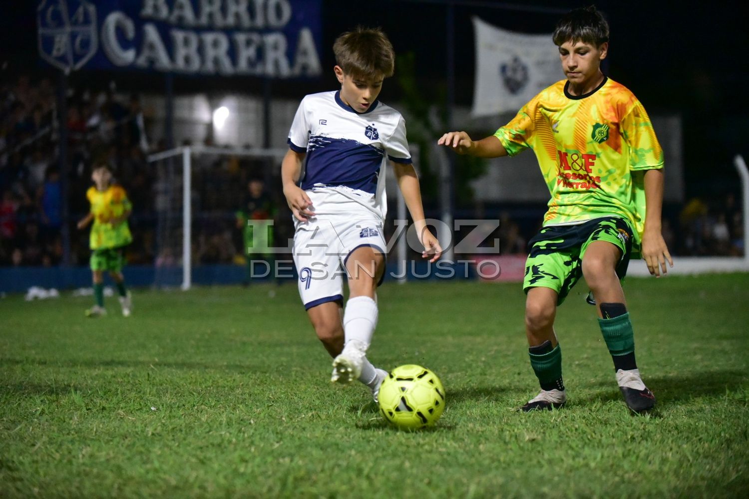 Barrio Cabrera superó a Belgrano en su casa.