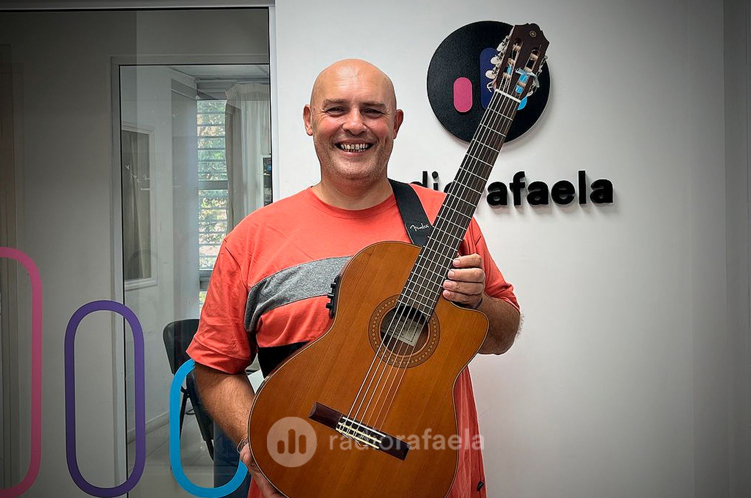 Lucas Marín, el guitarrista y cantante rafaelino que encontró en la música su gran pasión: “Me animé”