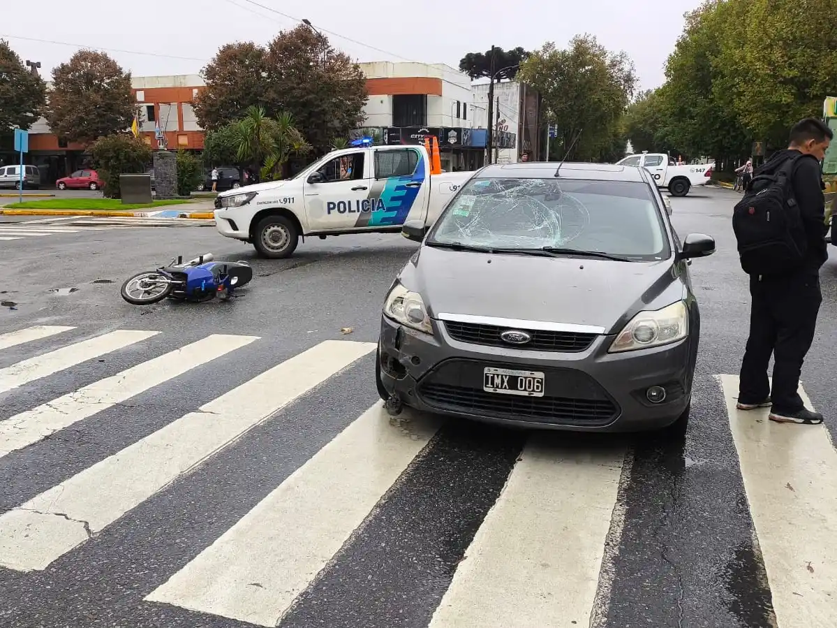 Una mujer y una nena, golpeadas por un accidente de tránsito