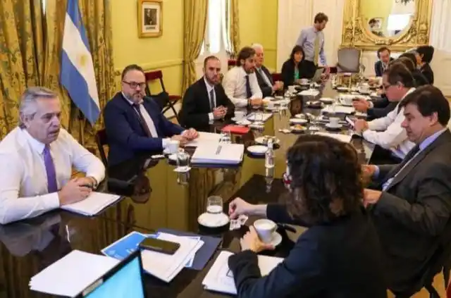 El gobierno incluyó a Brasil y Chile en la lista de los países de riesgo por coronavirus