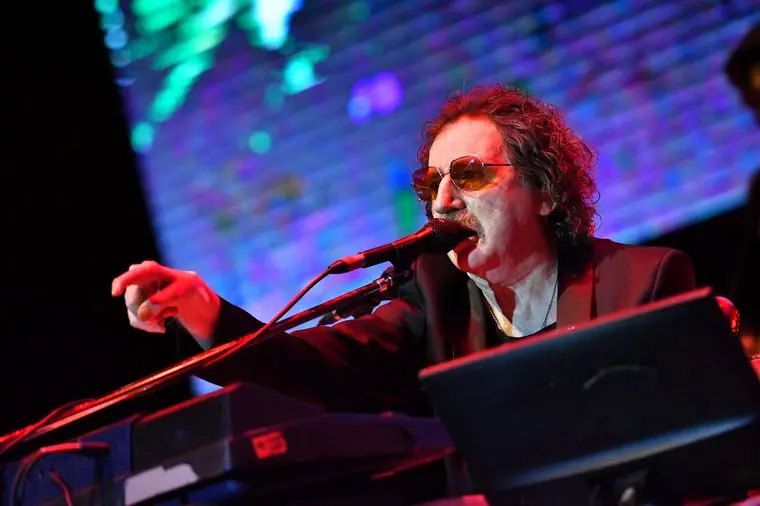 Charly García en el Luna Park: cuando la genialidad permite jugar con los límites