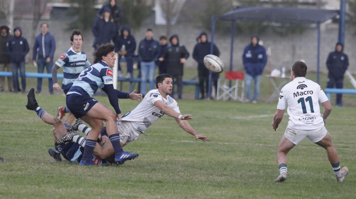 Los Cardos permitió la reacción de Universitario
