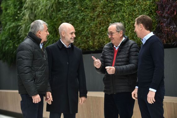Santamarina y Nicolini presentaron listas, Lunghi irá con Larreta e Iparraguirre espera