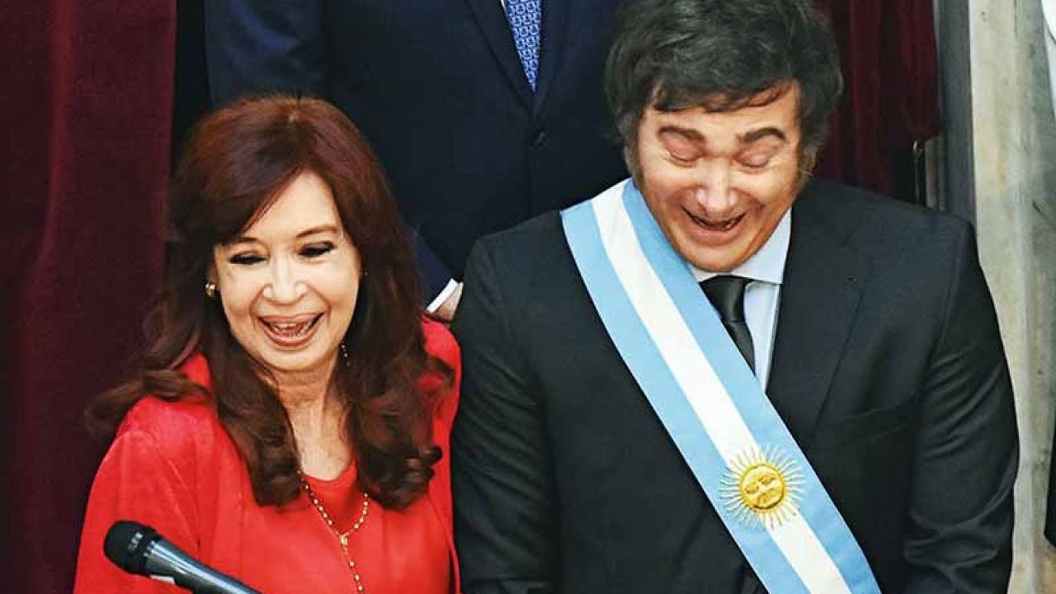 Cristina se prepara para otra batalla y Milei sonríe… ¿feliz?