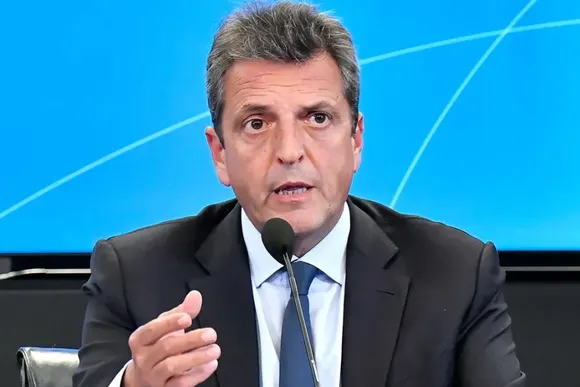 Massa anunció facilidades impositivas y aumento de créditos para alentar las pymes