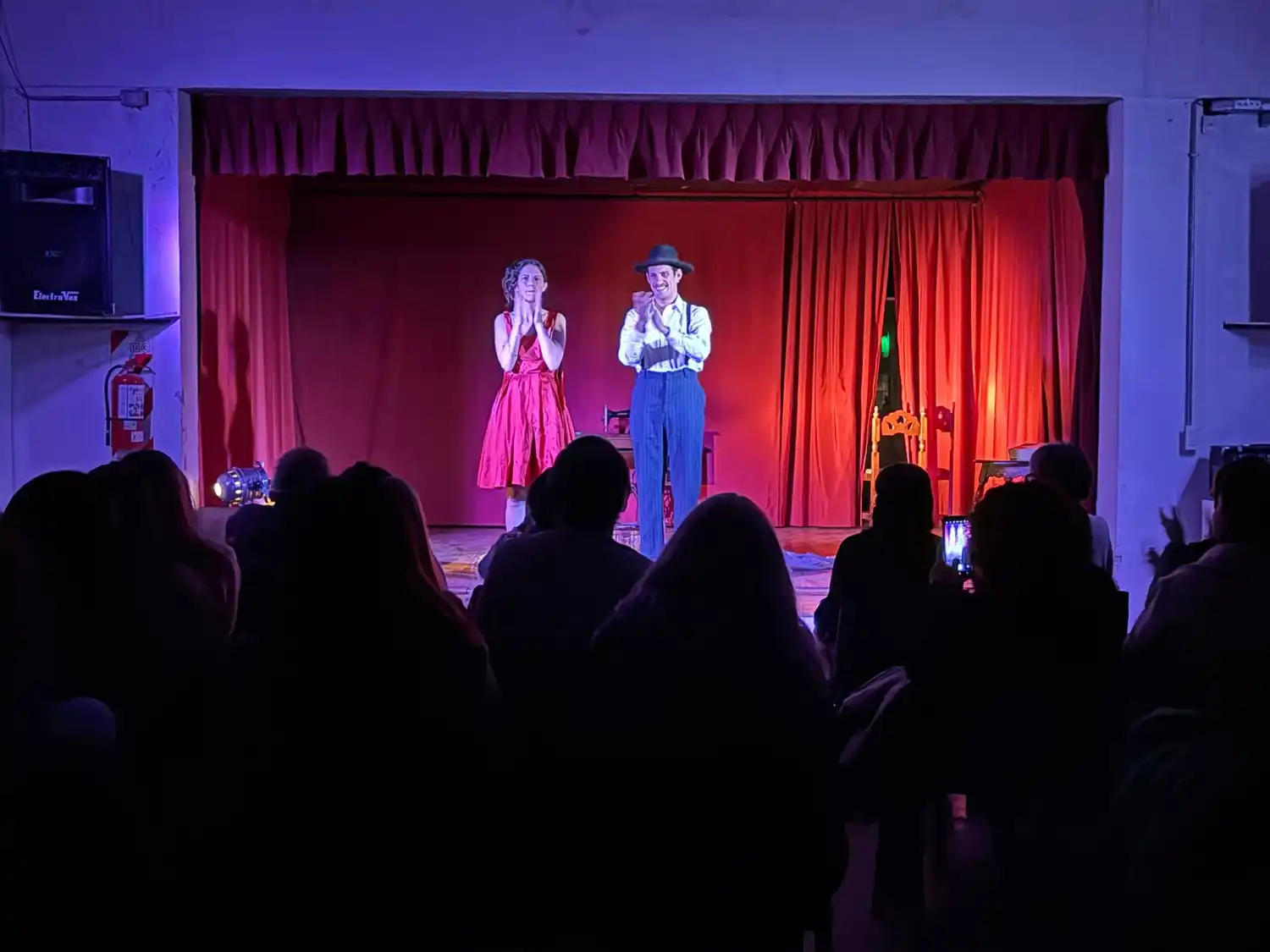 Gran presentación de “Nada del Amor me Produce Envidia” en La Estación