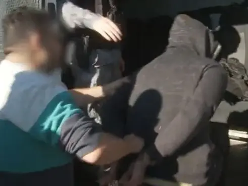 Detuvieron a un joven por ser el principal sospechoso de haber asesinado a un hombre en barrio Nuevo Alberdi.