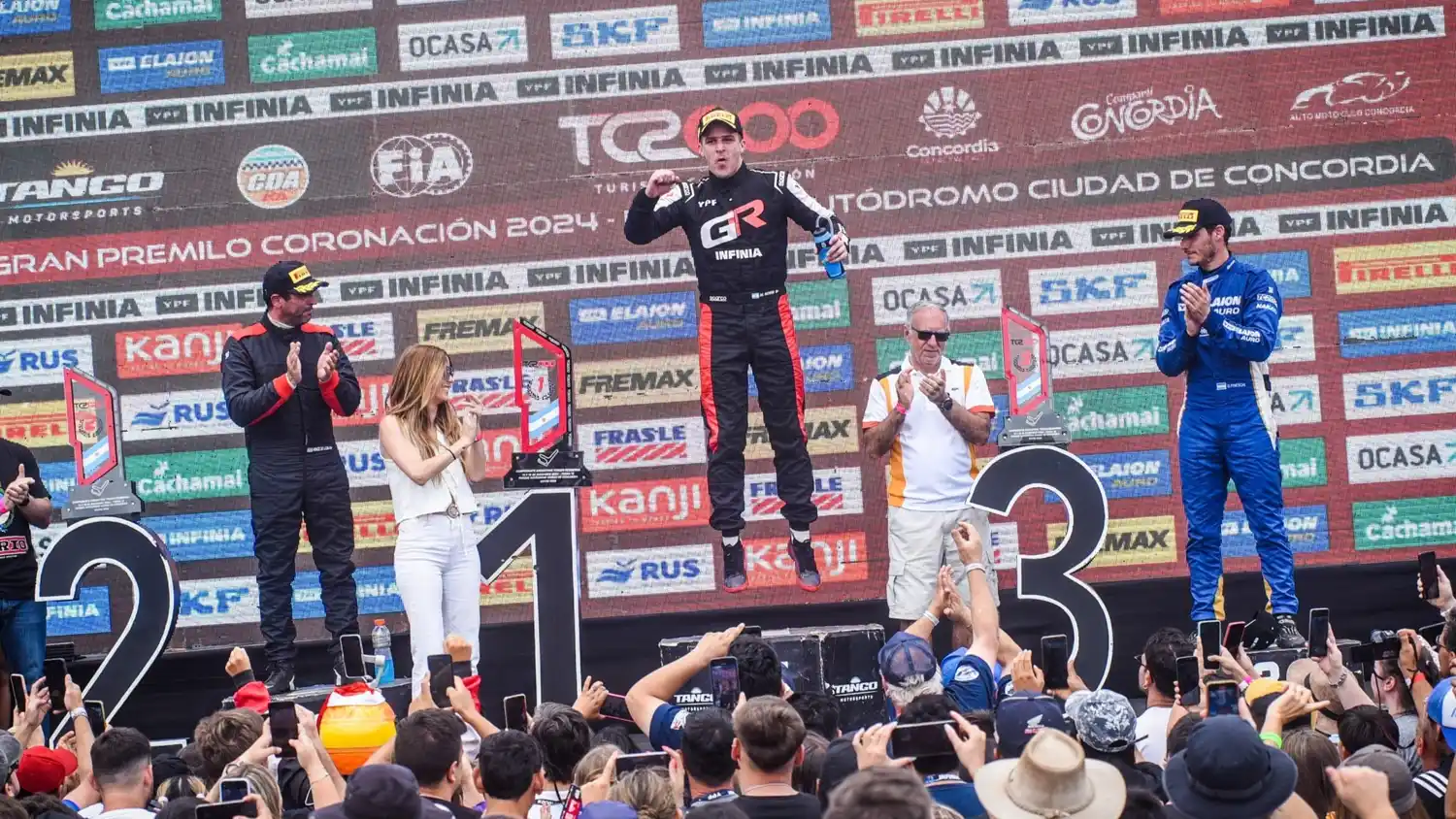 Matías Rossi ganó la fecha del TC2000 en Concordia
