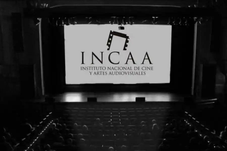 Avanzan los recortes de fondos en el INCAA: ¿venden el cine Gaumont?