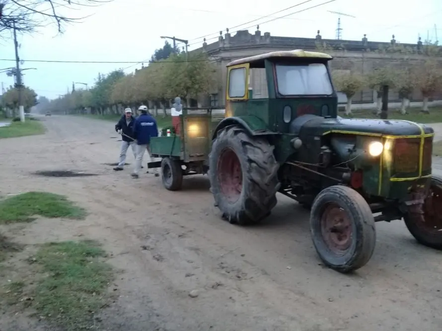 Mantenimiento en las calles de Santamarina