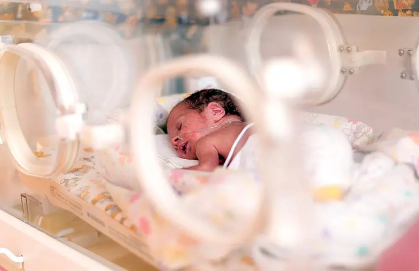 Córdoba: nació un bebé prematuro infectado con coronavirus