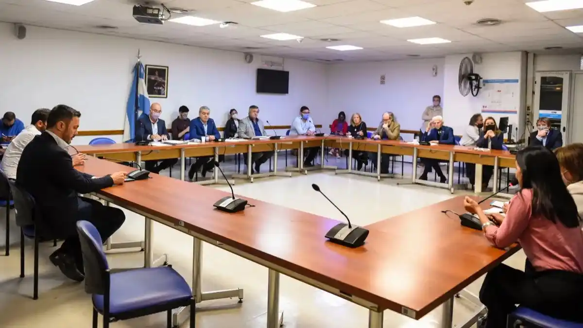 Diputados retoma el debate de proyectos de "alcohol cero": Qué municipios de la Provincia ya lo implementan