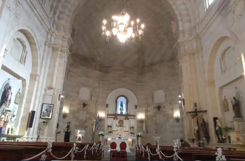 Un bebé recién nacido fue abandonado en una parroquia en Pichincha