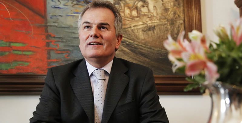 Internaron al Intendente de Bahía Blanca por cálculos renales 