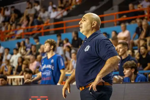 Cambio en el fixture: Peñarol jugará ante Ferro el domingo por la mañana