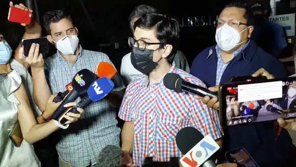 ¿Fruto de las negociaciones? EXCARCELAN a Freddy Guevara