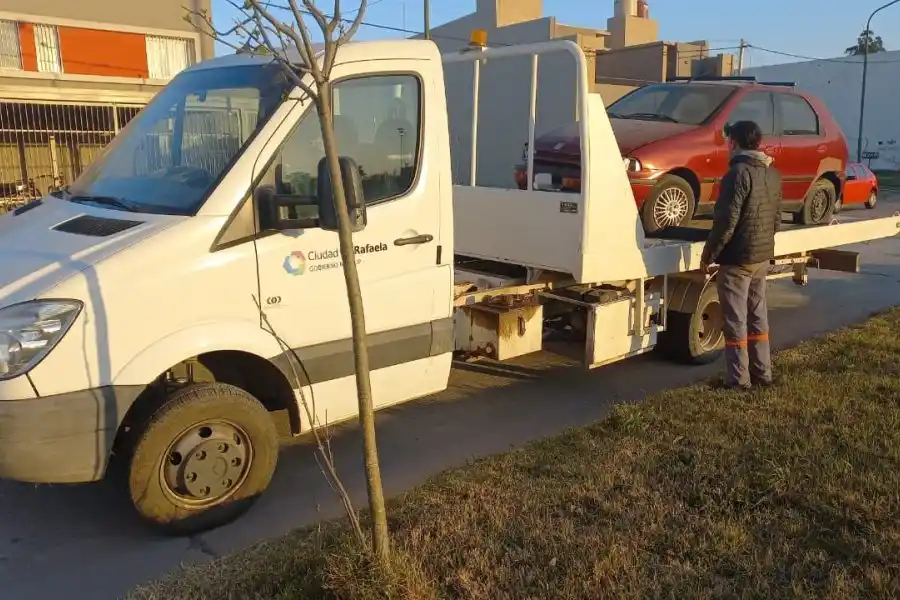 El Municipio secuestró un vehículo en estado de abandono