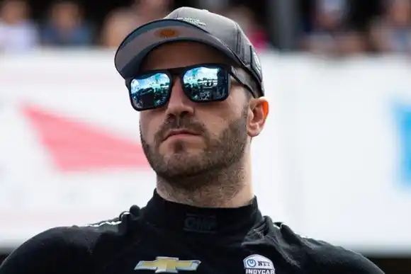 Agustín Canapino rescindió contrato con el equipo Juncos y su futuro estaría en el TC