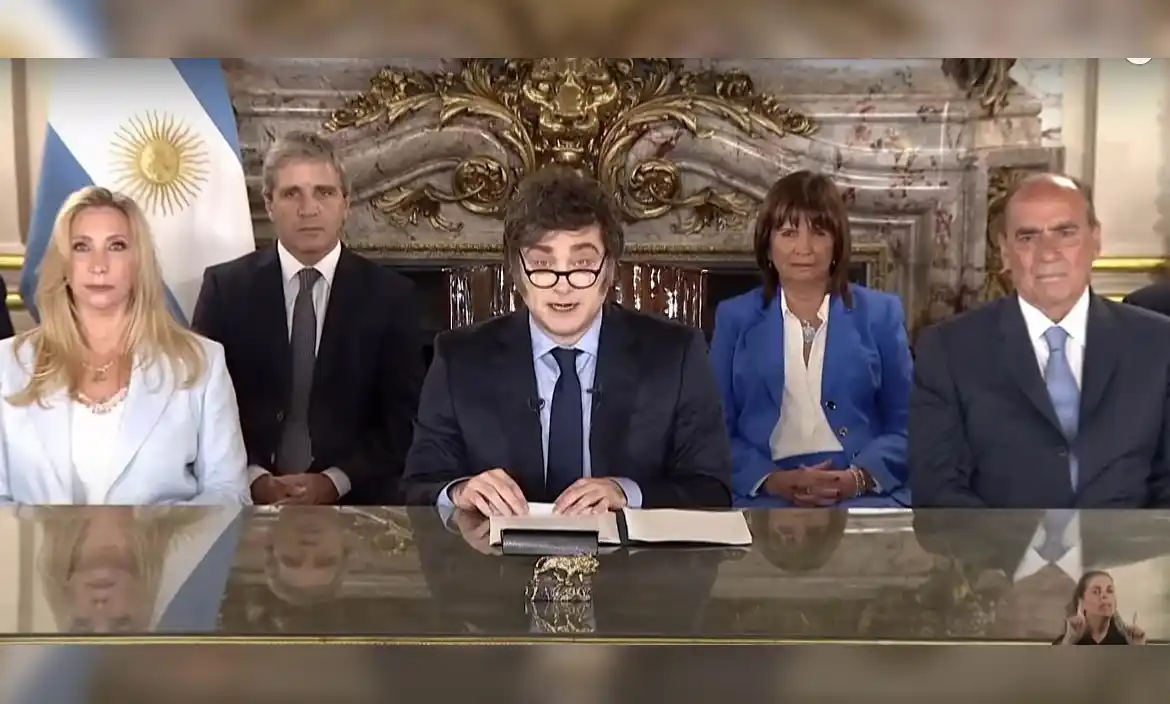 Javier Milei aseguró que en 2025 eliminará el cepo al dólar "para siempre"