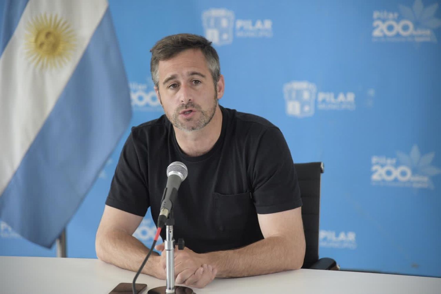 Pilar renueva luminarias: “Vamos a sacar a nuestros barrios de la oscuridad”, afirmó su intendente